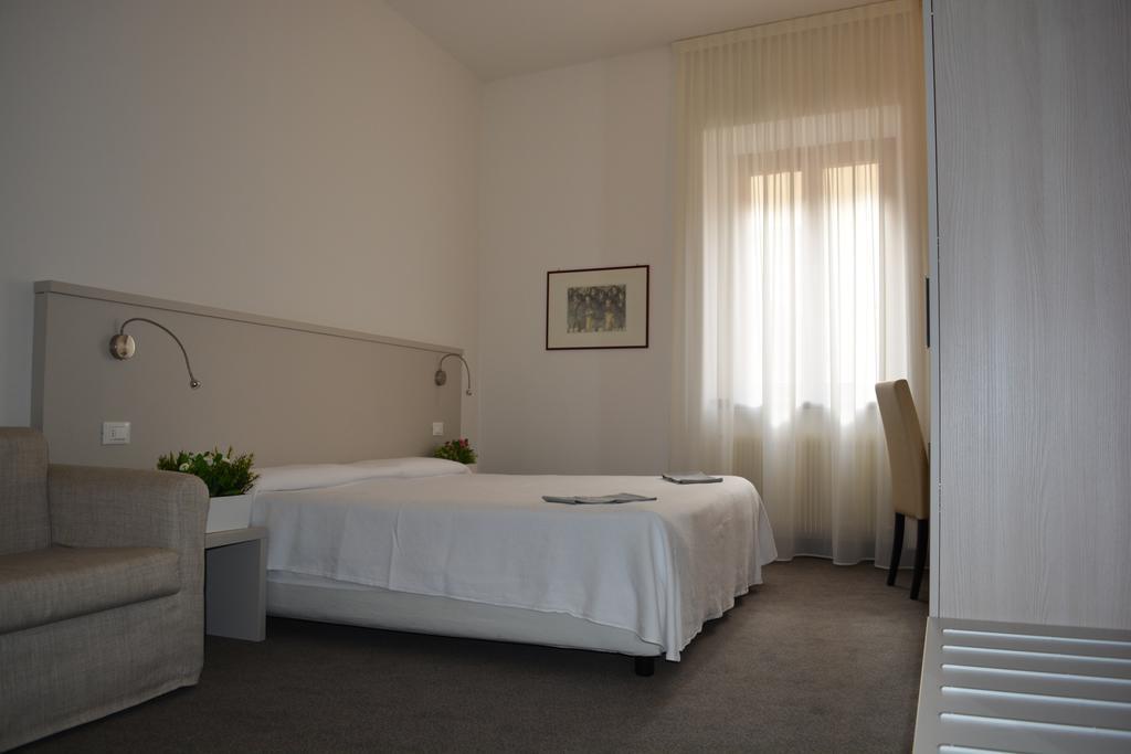 Albergo Accademia Trente Buitenkant foto
