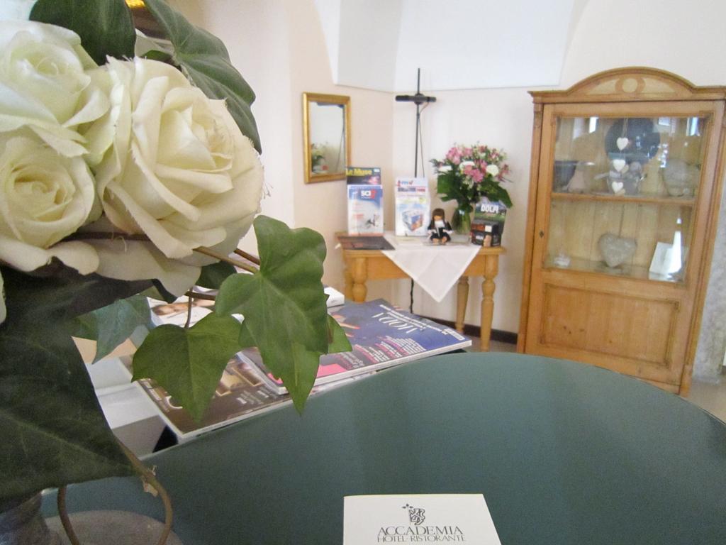 Albergo Accademia Trente Buitenkant foto
